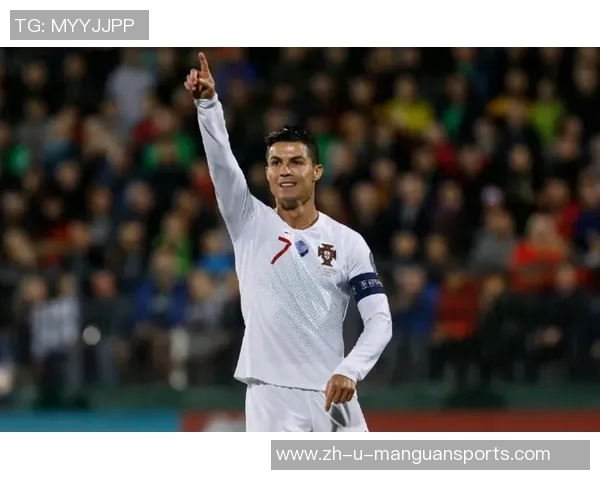 世界足球十大巨星全新排名揭晓盘点球王实力与巅峰瞬间 世界足球十大巨星全新排名揭晓盘点球王实力与巅峰瞬间